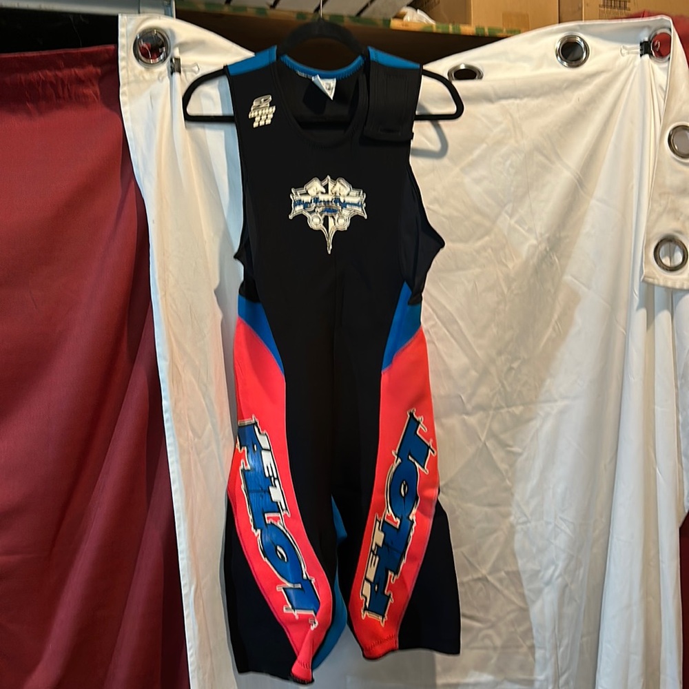 Jet Pilot wet suit 🤩